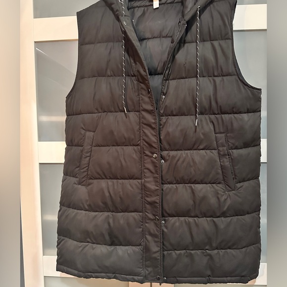 Zella WOMENS Black Longline Hooded Puffer Vest - Picture 9 of 13